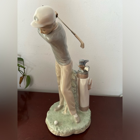 Lladro golfer. Perfect condition. - Picture 2 of 2